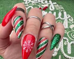 Suggest Some Popular Nail Designs for You This Christmas 2024